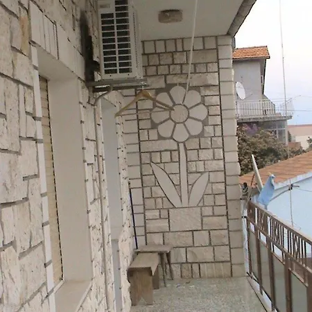 Apartment Ivy